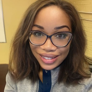 Meet your Posher, Jazmine